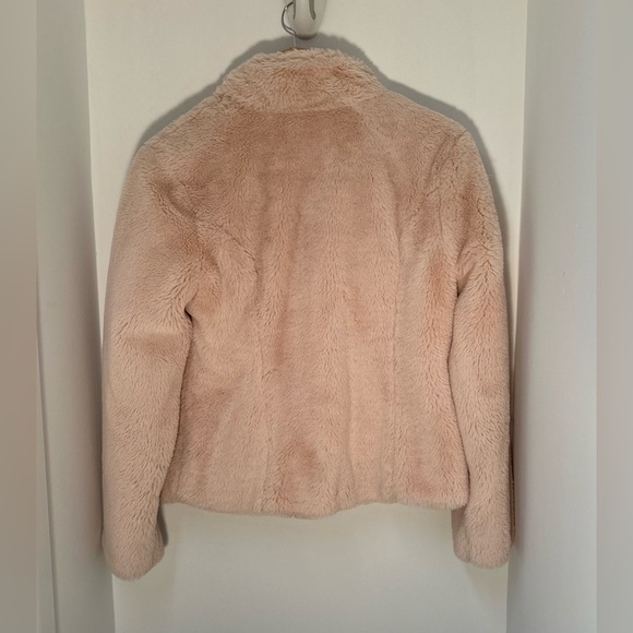 Tribal Faux Soft Fur Short Coat Blush Pink Size Medium in excellent condition - Picture 5 of 7